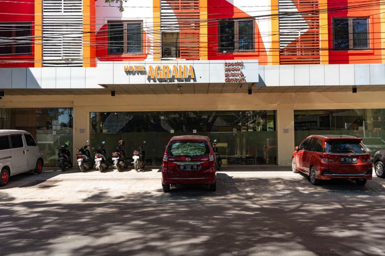 Agraha Andalas Hotel Makassar Exteriör bild
